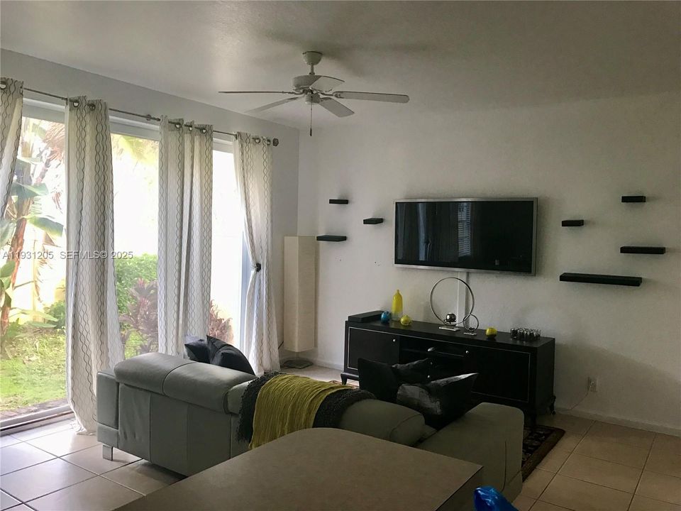 待售: $430,000 (3 贝兹, 2 浴室, 1514 平方英尺)