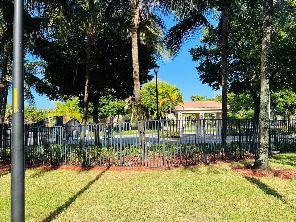 待售: $430,000 (3 贝兹, 2 浴室, 1514 平方英尺)