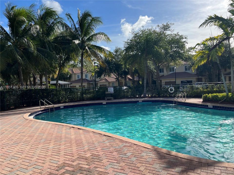 待售: $430,000 (3 贝兹, 2 浴室, 1514 平方英尺)