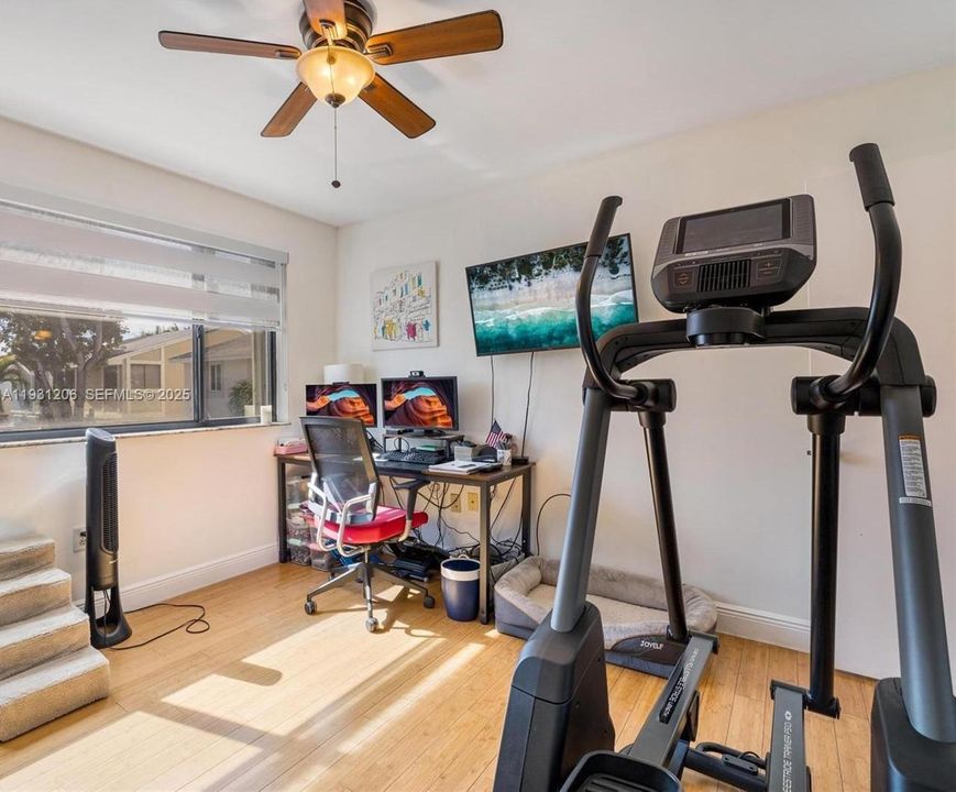 For Rent: $2,600 (2 beds, 2 baths, 1136 Square Feet)