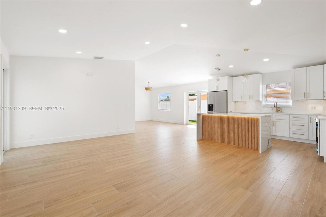 En Renta: $3,600 (3 camas, 2 baños, 1436 Pies cuadrados)