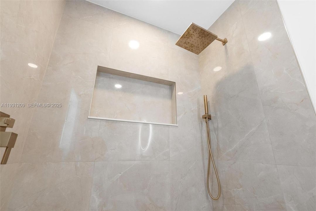 En Renta: $3,600 (3 camas, 2 baños, 1436 Pies cuadrados)