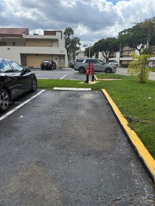 待售: $250,000 (2 贝兹, 1 浴室, 968 平方英尺)