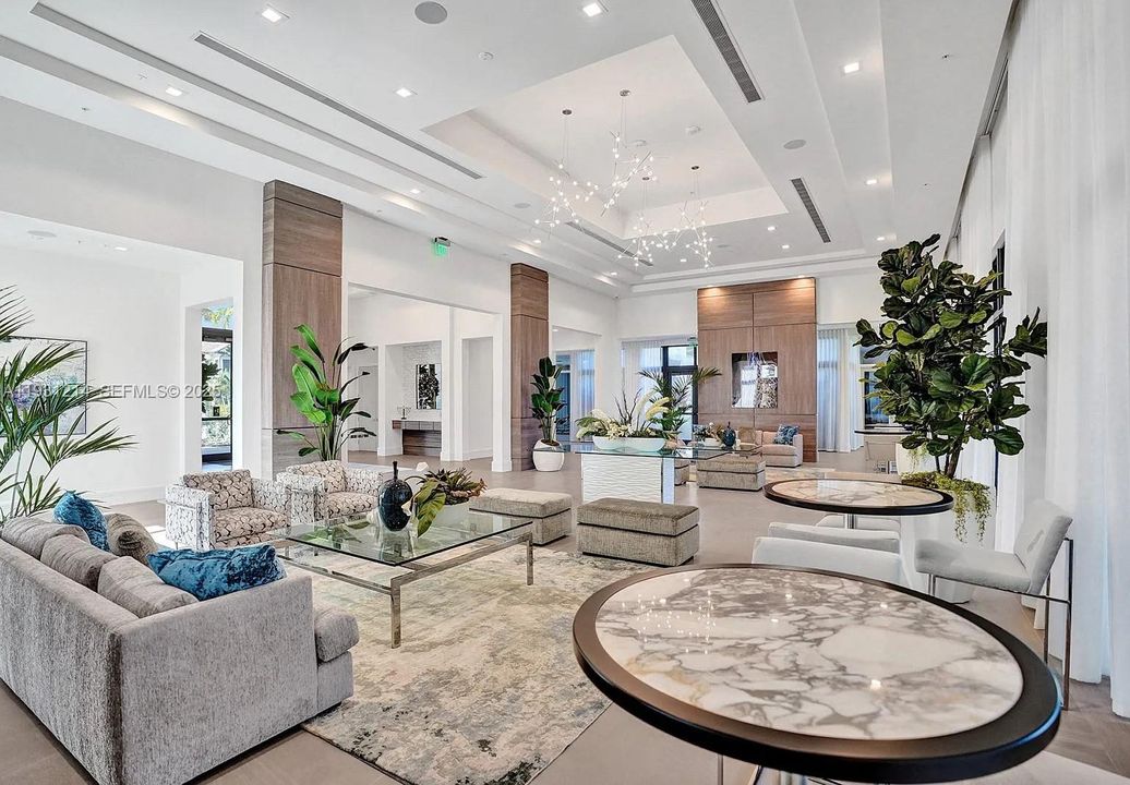 For Rent: $5,950 (3 beds, 3 baths, 2176 Square Feet)