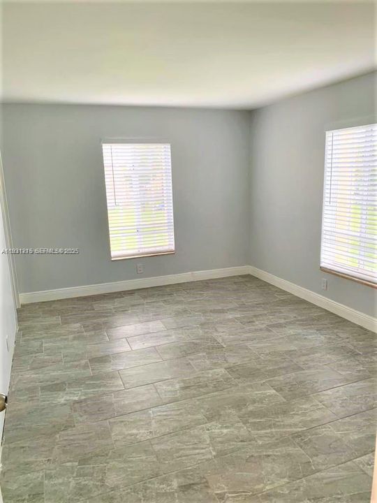 For Rent: $2,350 (2 beds, 2 baths, 1040 Square Feet)