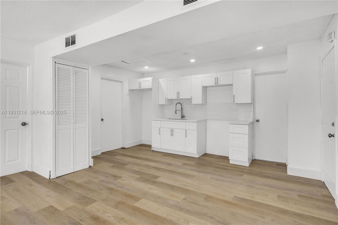 En Renta: $3,300 (3 camas, 2 baños, 912 Pies cuadrados)