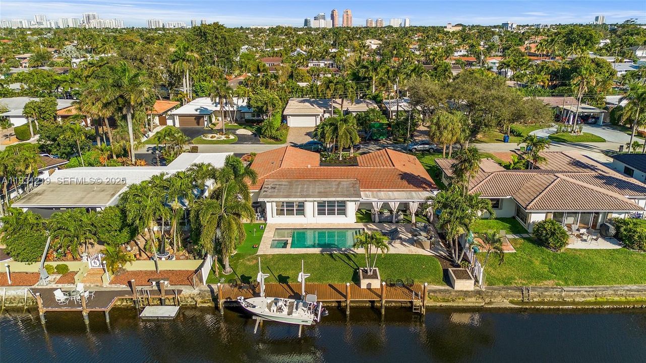 待售: $1,300,000 (3 贝兹, 2 浴室, 1750 平方英尺)