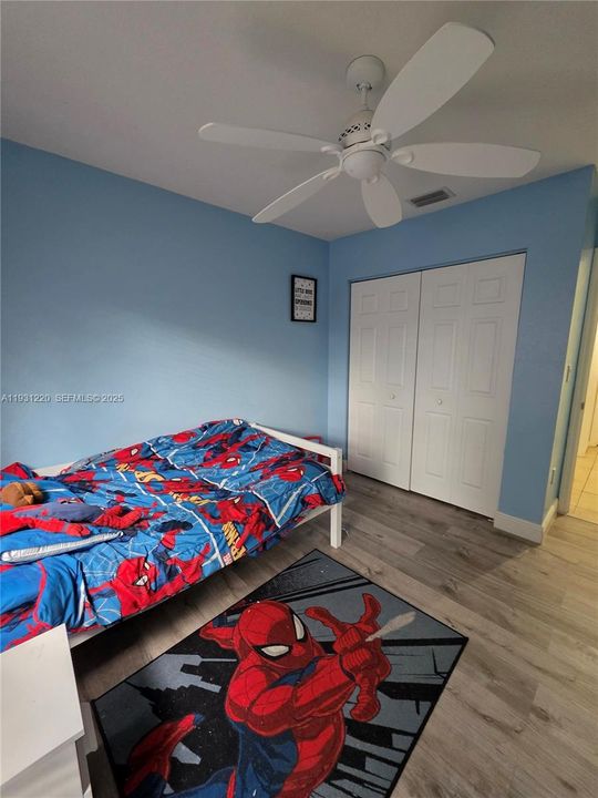 На продажу: $420,000 (3 спален, 2 ванн, 1336 Квадратных фут)