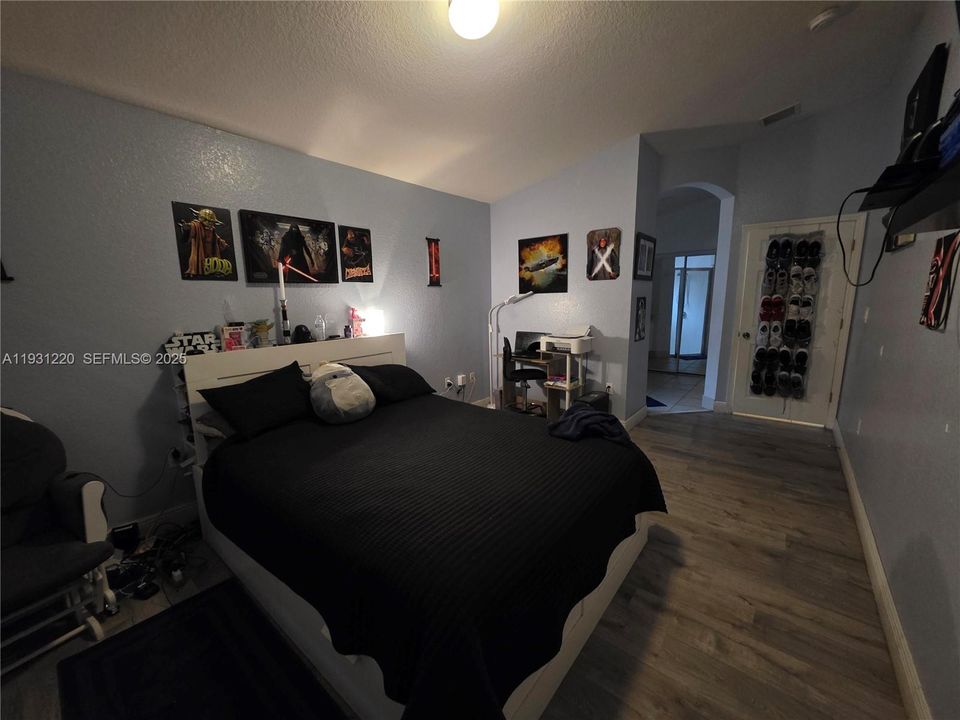 На продажу: $420,000 (3 спален, 2 ванн, 1336 Квадратных фут)