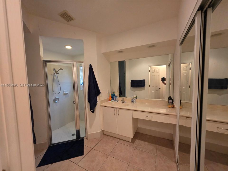 На продажу: $420,000 (3 спален, 2 ванн, 1336 Квадратных фут)