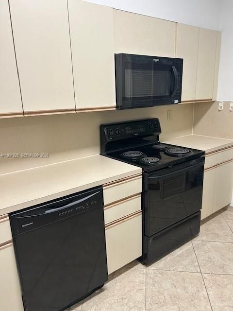 出租: $3,400 (2 贝兹, 2 浴室, 1190 平方英尺)