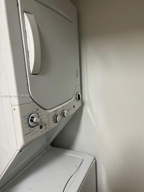 出租: $3,400 (2 贝兹, 2 浴室, 1190 平方英尺)