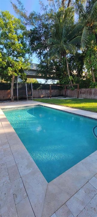 待售: $1,100,000 (3 贝兹, 2 浴室, 1588 平方英尺)