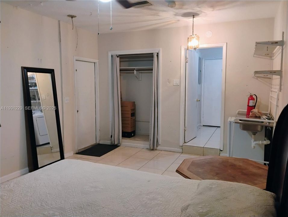 En Renta: $1,300 (1 camas, 1 baños, 400 Pies cuadrados)