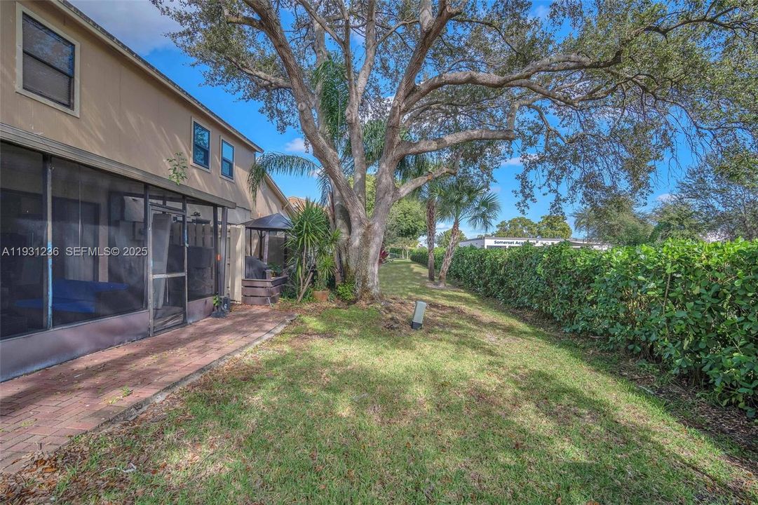 For Sale: $320,000 (3 beds, 2 baths, 1428 Square Feet)