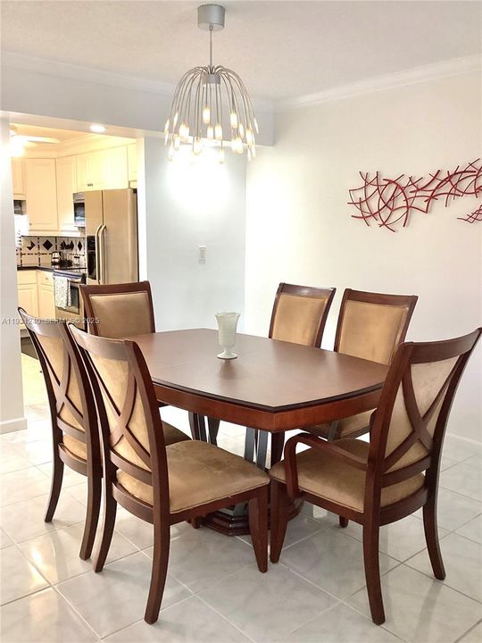 В аренду: $1,800 (2 спален, 2 ванн, 1170 Квадратных фут)