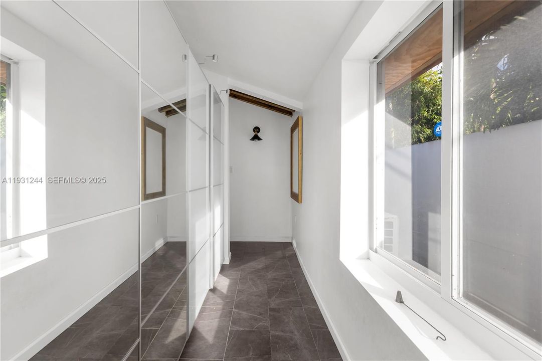 For Sale: $2,485,000 (2 beds, 3 baths, 2693 Square Feet)