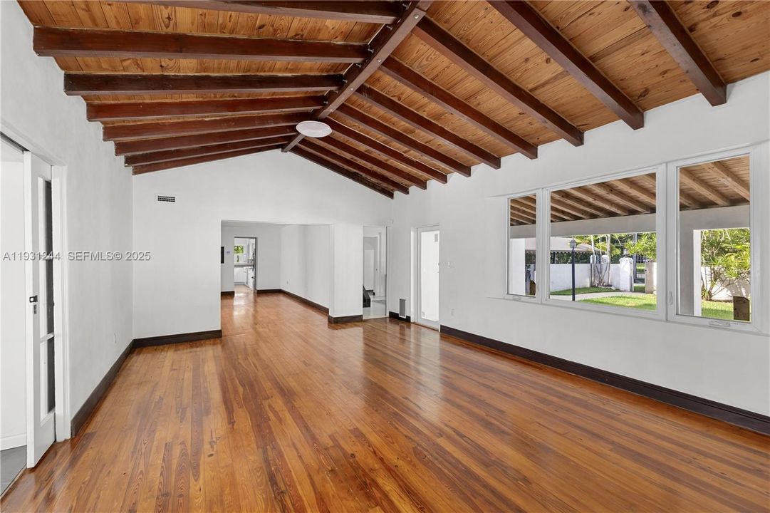 For Sale: $2,485,000 (2 beds, 3 baths, 2693 Square Feet)