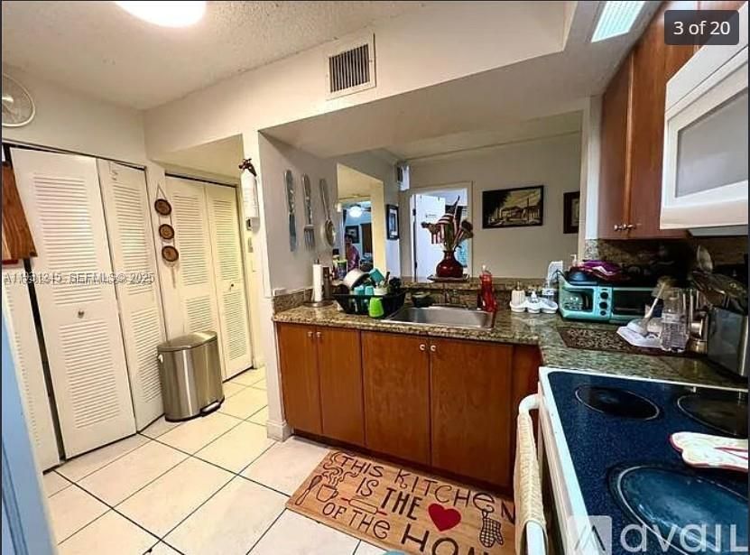 For Sale: $290,000 (2 beds, 2 baths, 1163 Square Feet)