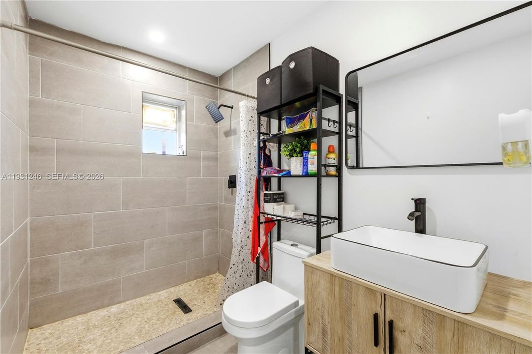 For Sale: $800,000 (0 beds, 0 baths, 2098 Square Feet)