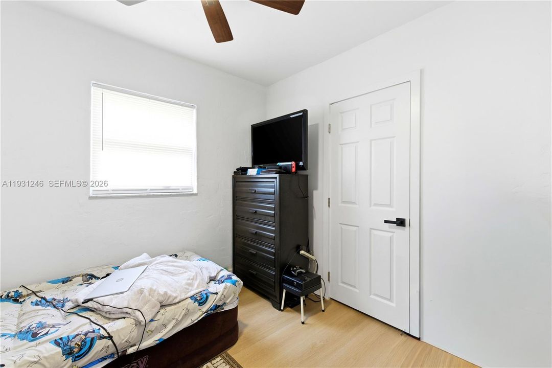 For Sale: $800,000 (0 beds, 0 baths, 2098 Square Feet)