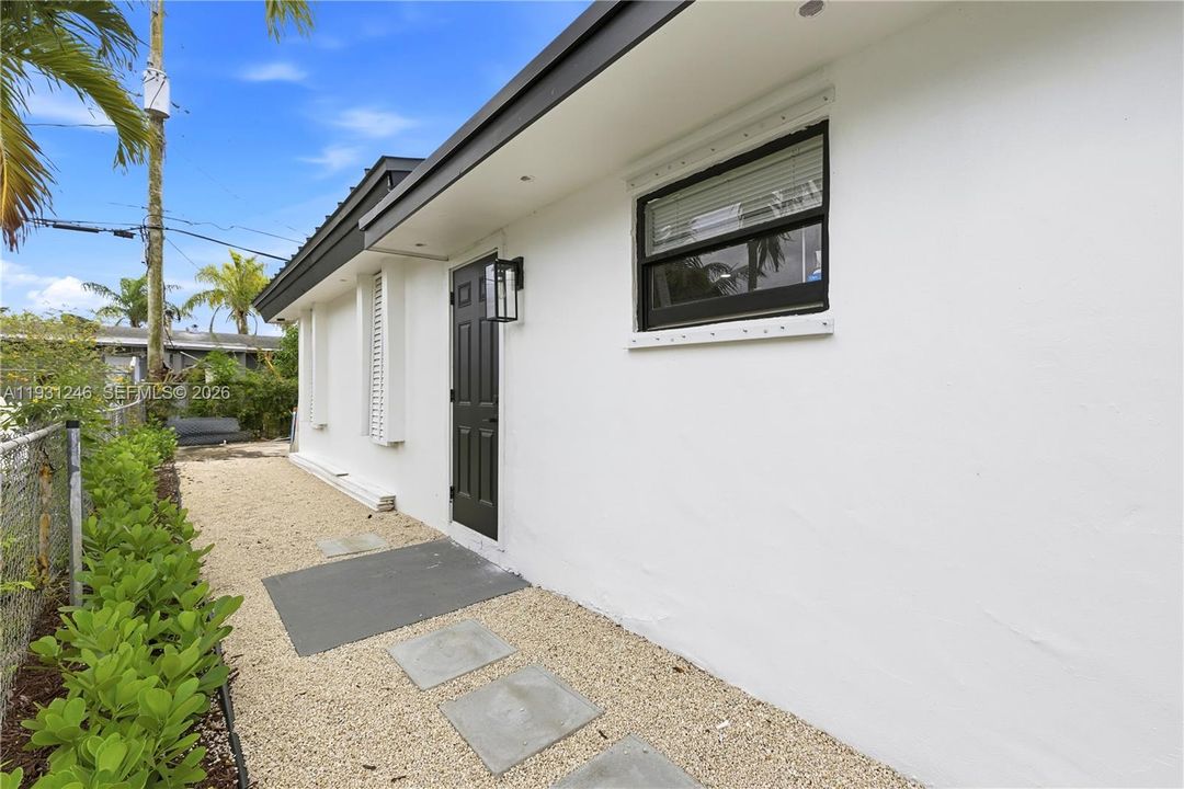 For Sale: $800,000 (0 beds, 0 baths, 2098 Square Feet)