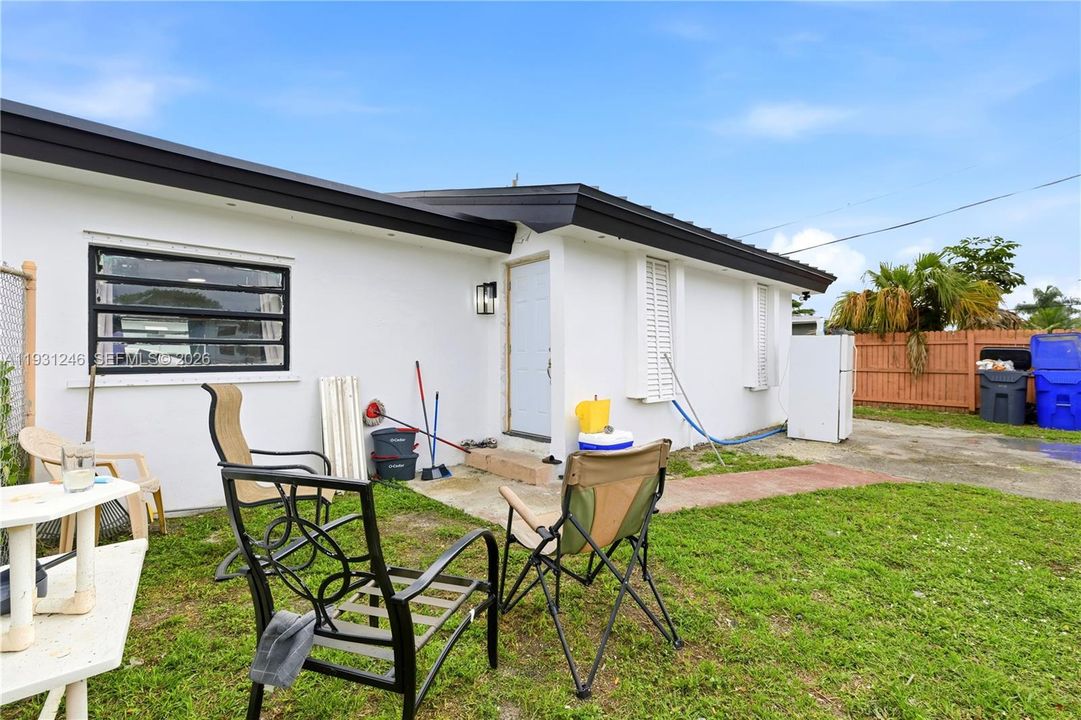 For Sale: $800,000 (0 beds, 0 baths, 2098 Square Feet)