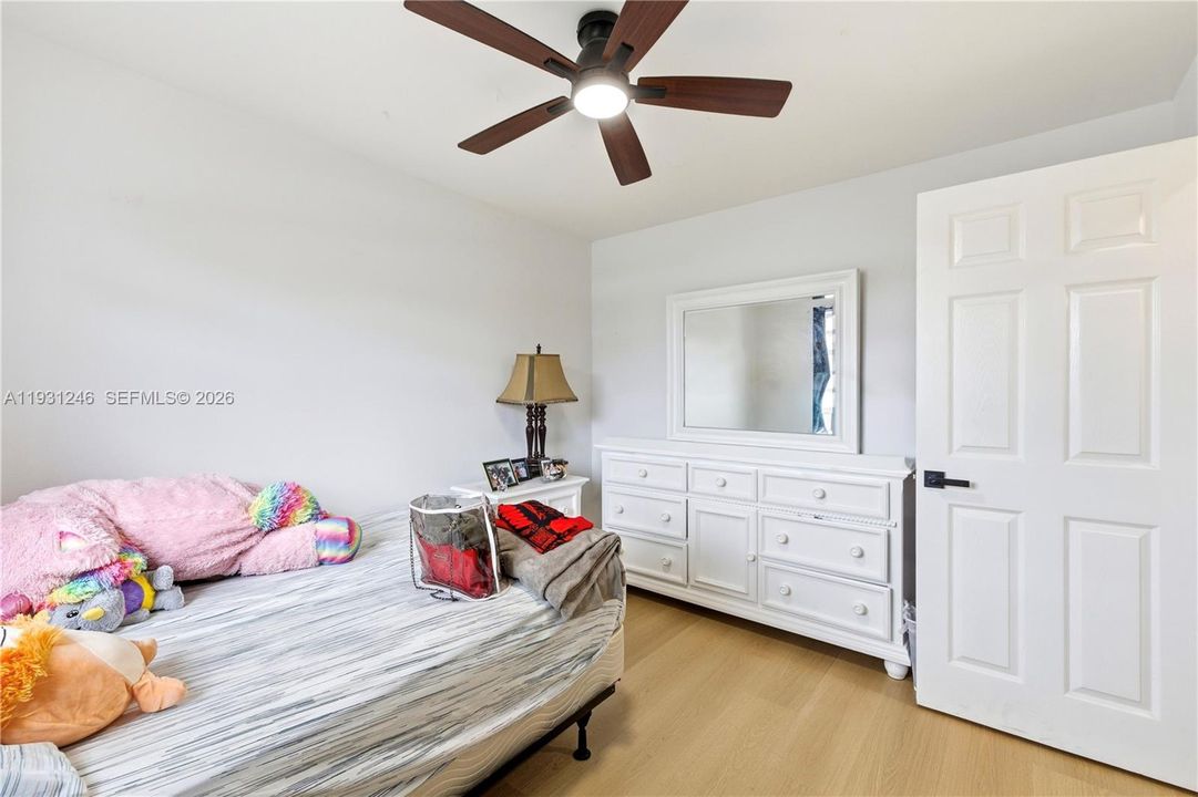 For Sale: $800,000 (0 beds, 0 baths, 2098 Square Feet)