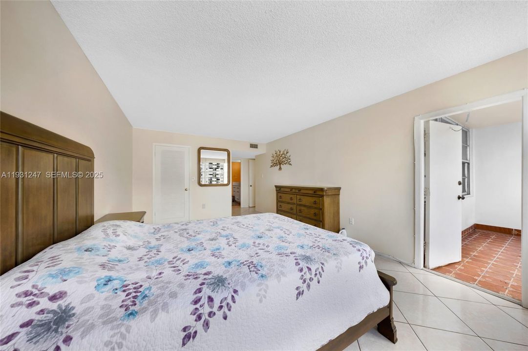 En Renta: $2,350 (2 camas, 1 baños, 1565 Pies cuadrados)