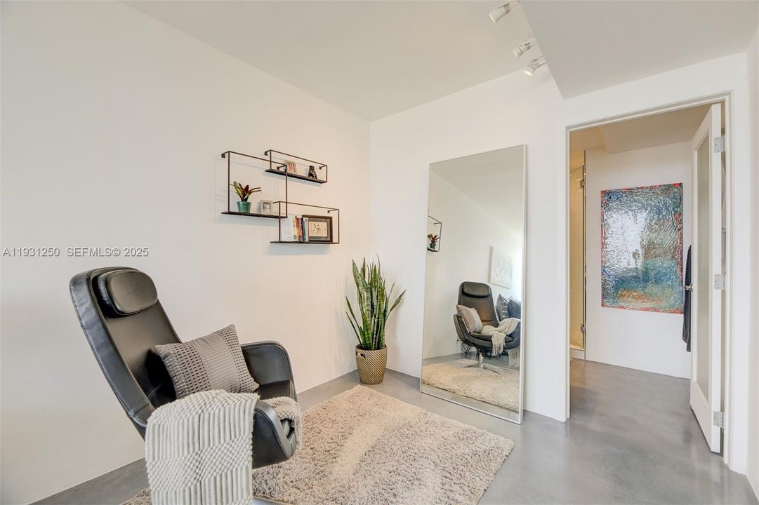 В аренду: $4,000 (1 спален, 1 ванн, 962 Квадратных фут)