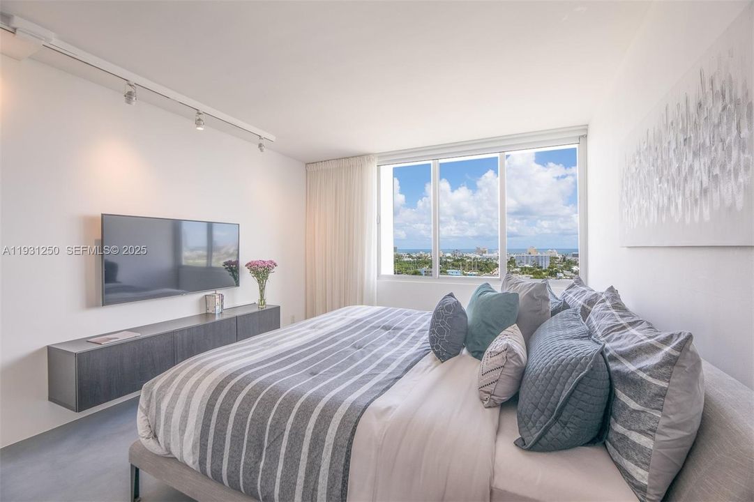 В аренду: $4,000 (1 спален, 1 ванн, 962 Квадратных фут)