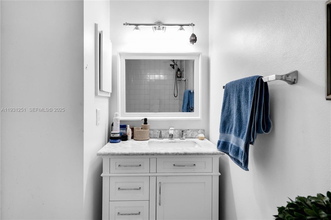 待售: $710,000 (3 贝兹, 2 浴室, 1457 平方英尺)