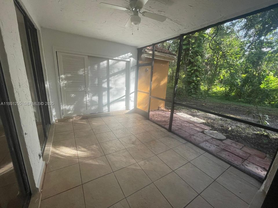 В аренду: $2,550 (3 спален, 2 ванн, 1222 Квадратных фут)