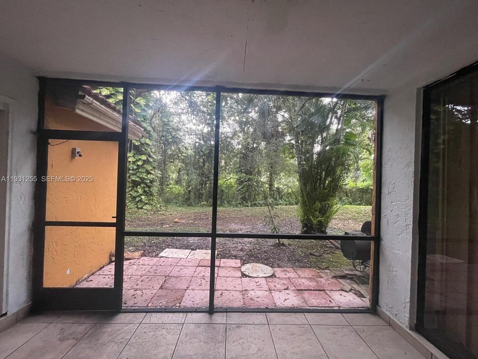 В аренду: $2,550 (3 спален, 2 ванн, 1222 Квадратных фут)