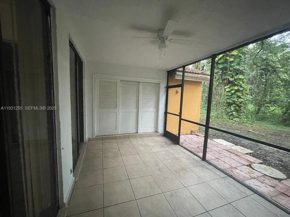 В аренду: $2,550 (3 спален, 2 ванн, 1222 Квадратных фут)