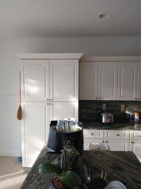 For Sale: $725,000 (4 beds, 3 baths, 2223 Square Feet)