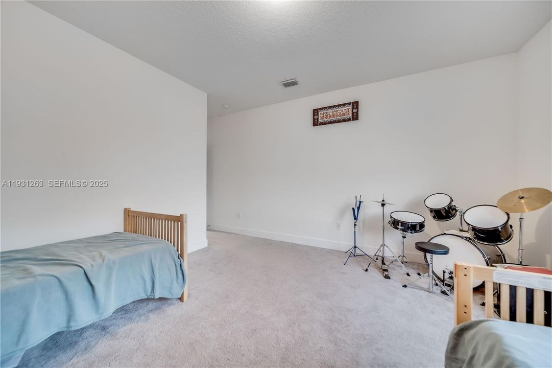 В аренду: $6,250 (4 спален, 3 ванн, 3631 Квадратных фут)