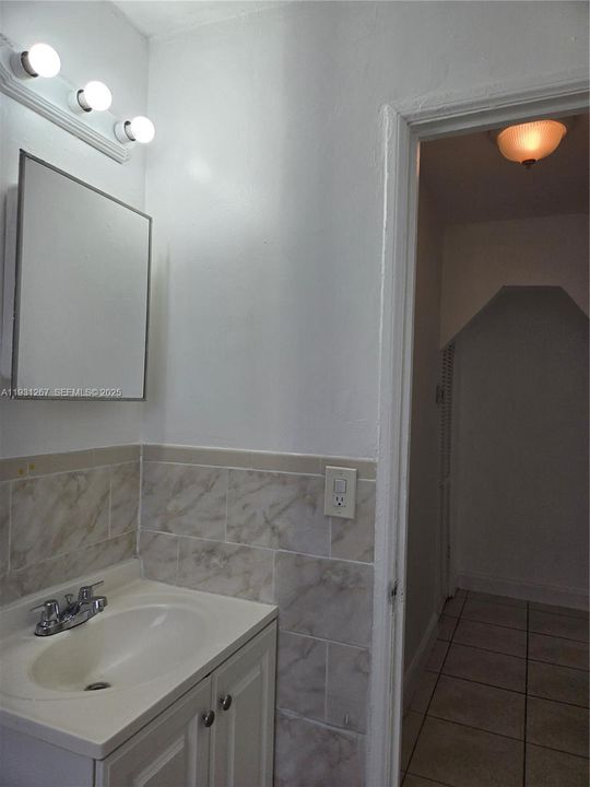 出租: $1,450 (1 贝兹, 1 浴室, 635 平方英尺)