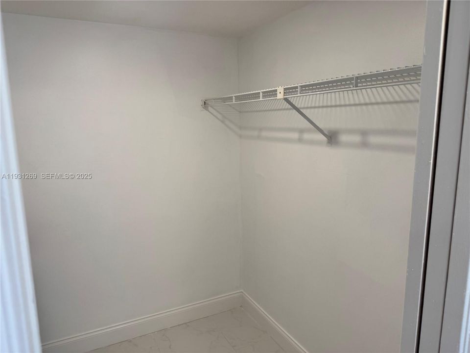 For Sale: $295,000 (3 beds, 2 baths, 1620 Square Feet)