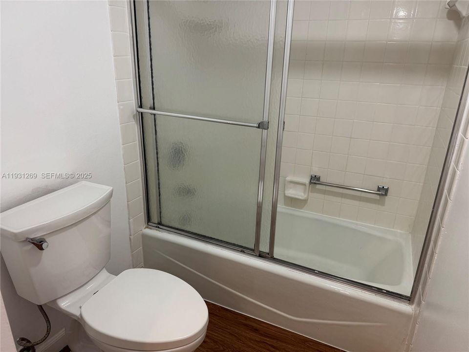 For Sale: $295,000 (3 beds, 2 baths, 1620 Square Feet)