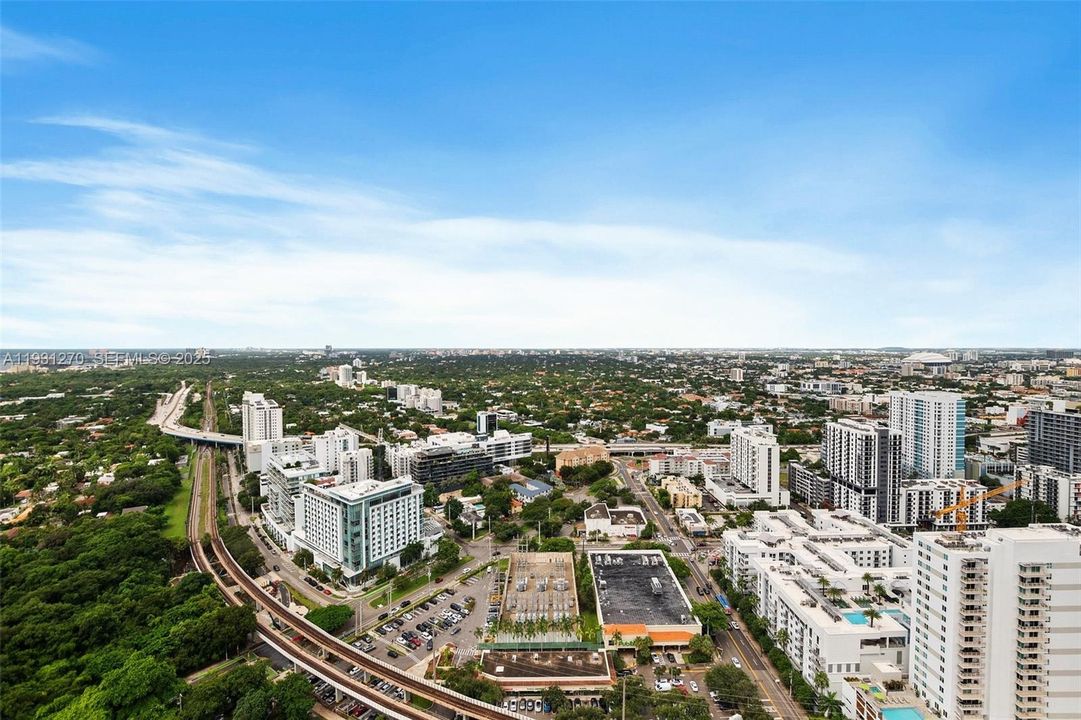 待售: $380,000 (1 贝兹, 1 浴室, 616 平方英尺)