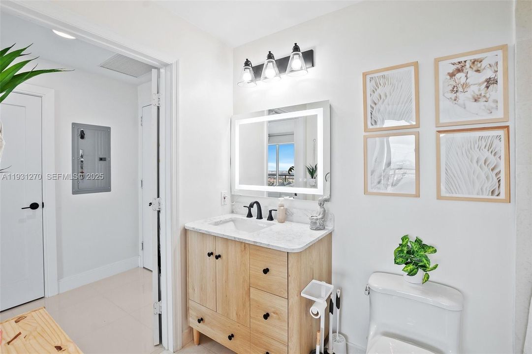 待售: $380,000 (1 贝兹, 1 浴室, 616 平方英尺)