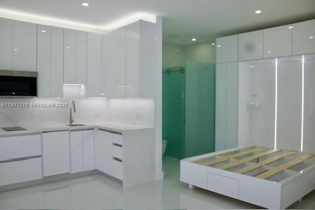 For Rent: $5,000 (4 beds, 3 baths, 1555 Square Feet)