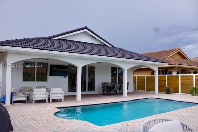 For Rent: $5,000 (4 beds, 3 baths, 1555 Square Feet)