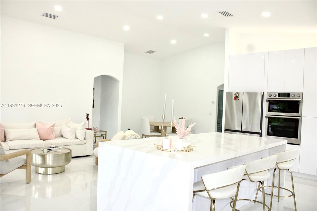 For Rent: $5,000 (4 beds, 3 baths, 1555 Square Feet)