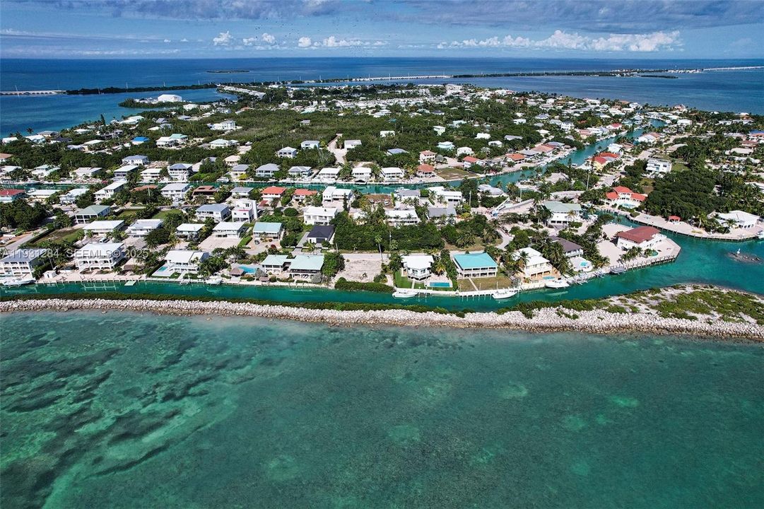 На продажу: $475,000 (0.21 acres)