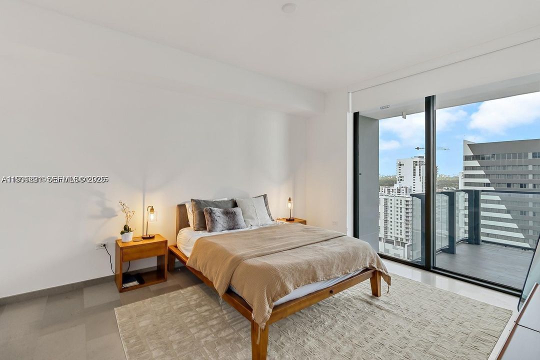 For Rent: $6,500 (2 beds, 2 baths, 1393 Square Feet)