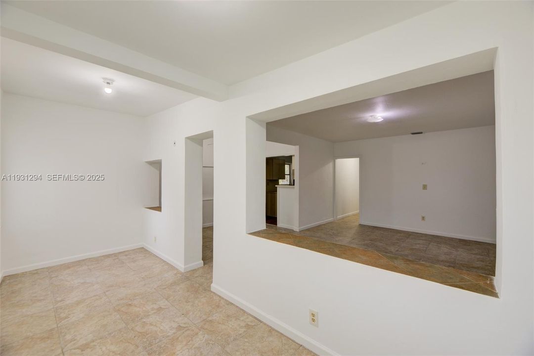 En Venta: $520,000 (3 camas, 2 baños, 1254 Pies cuadrados)