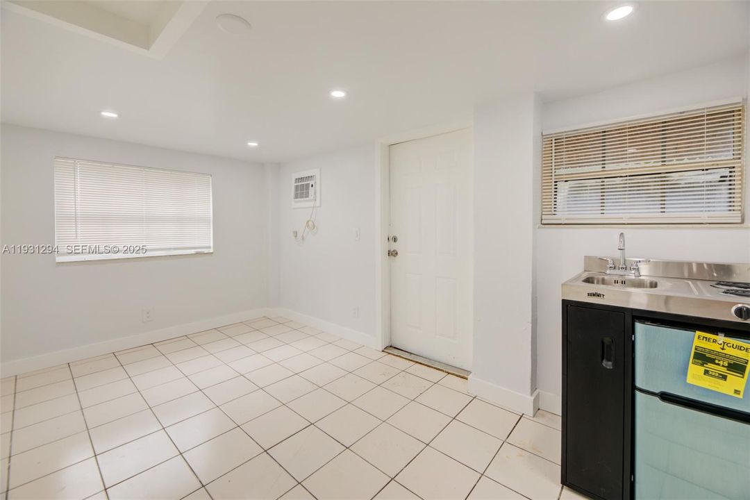 En Venta: $520,000 (3 camas, 2 baños, 1254 Pies cuadrados)