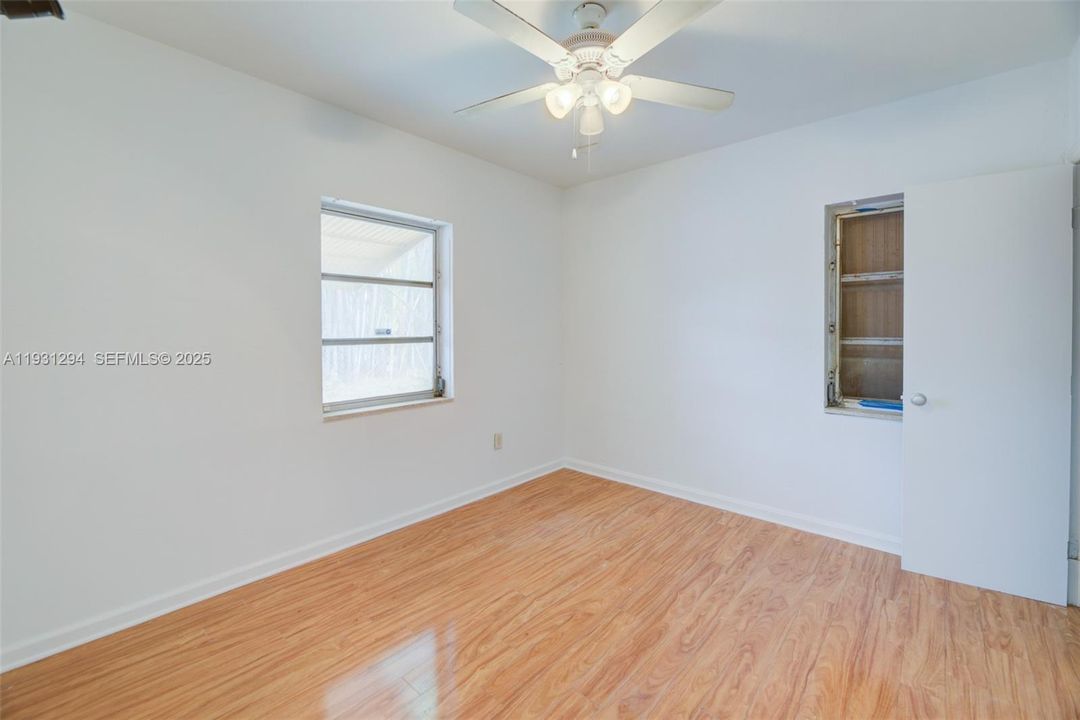 En Venta: $520,000 (3 camas, 2 baños, 1254 Pies cuadrados)